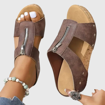 Dianthe - Elegant Orthopaedic Sandals